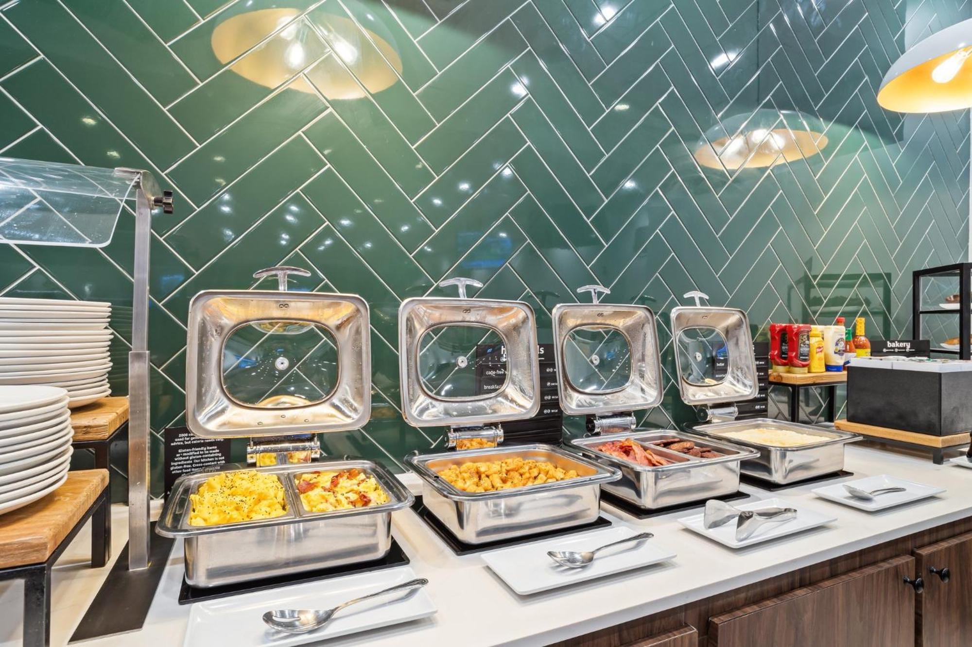 Holiday Inn Baton Rouge College Drive I-10 By Ihg Exteriör bild